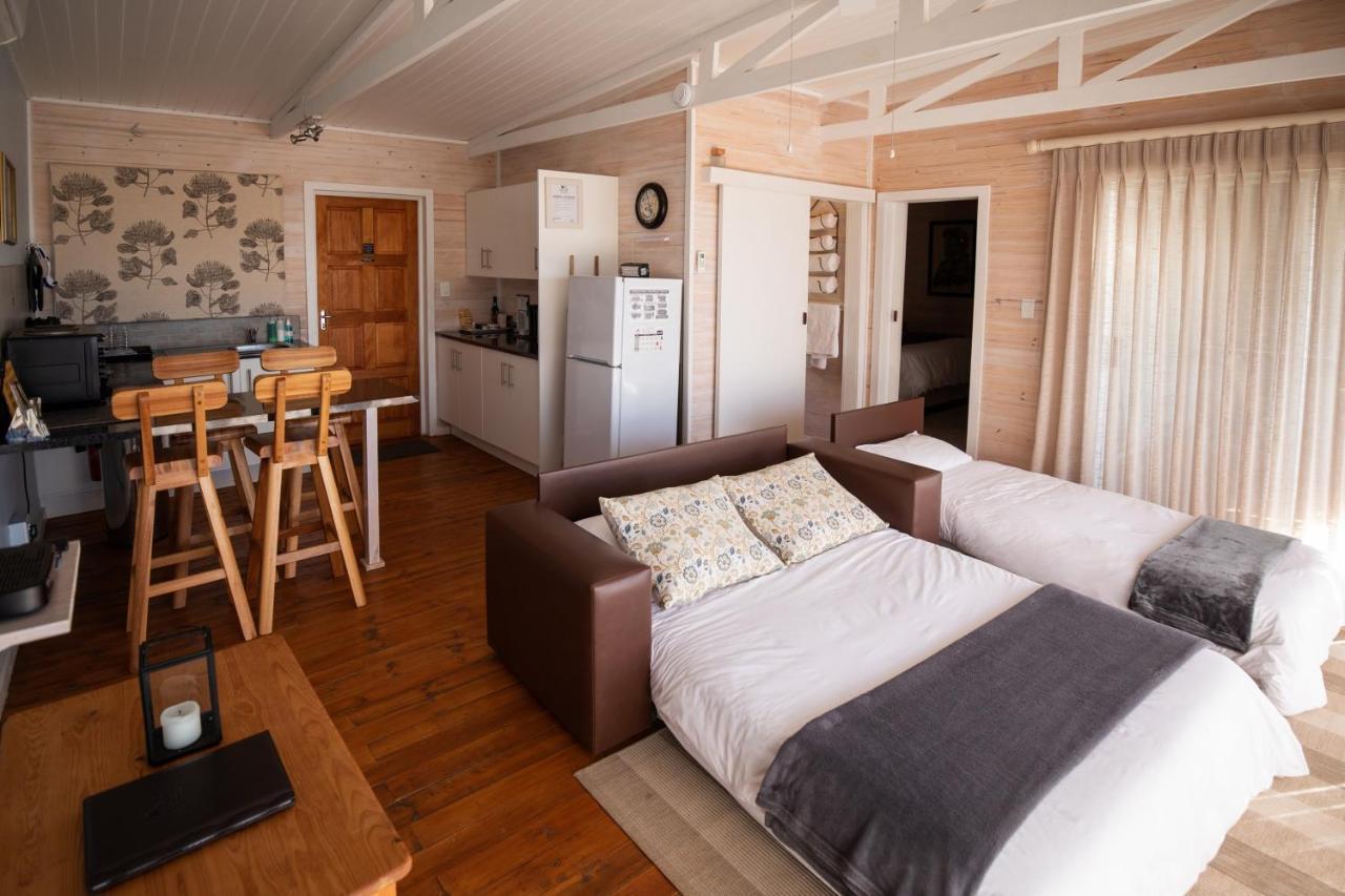 Big Sky Cottages Wolseley Bagian luar foto