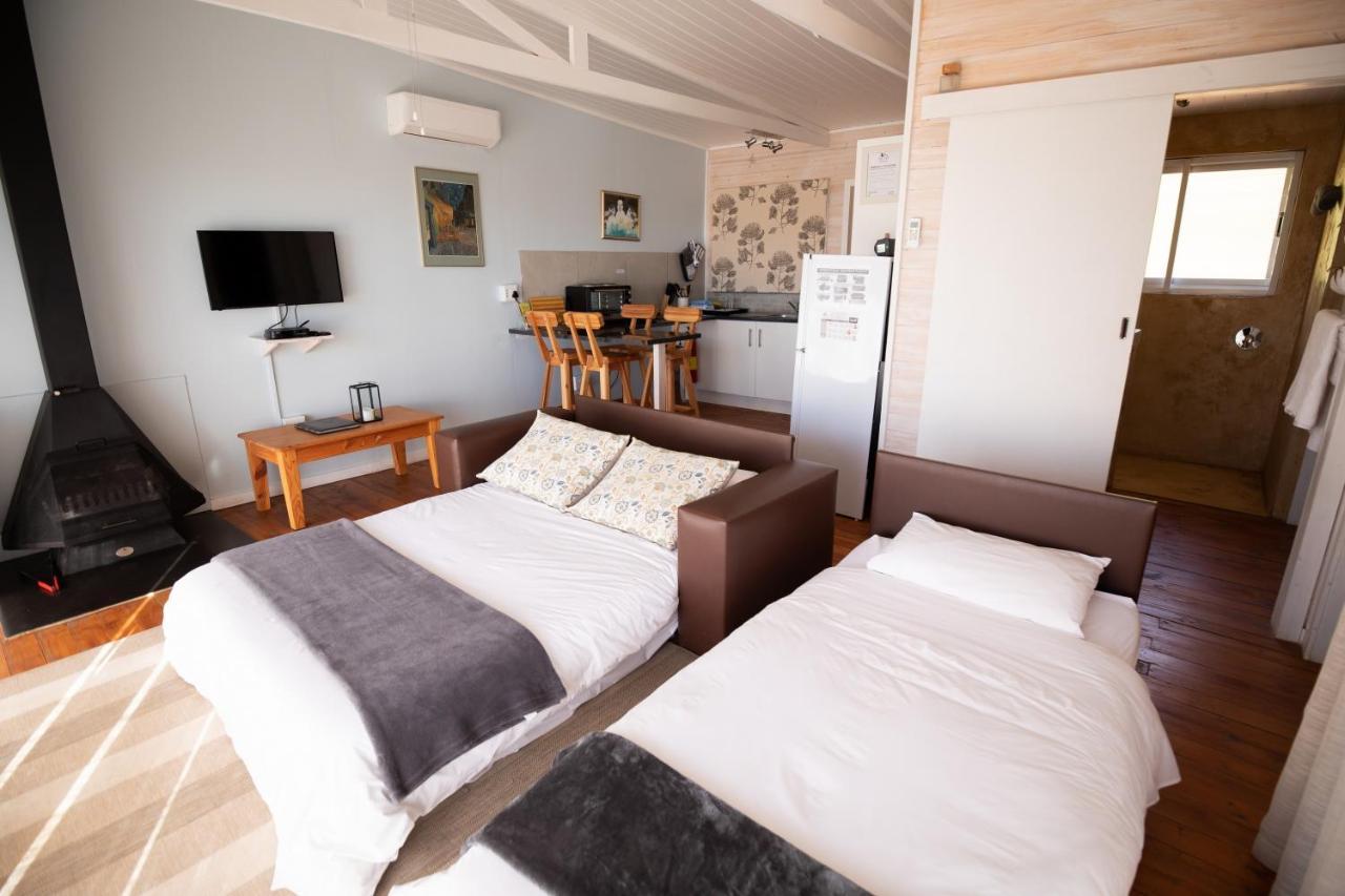 Big Sky Cottages Wolseley Bagian luar foto