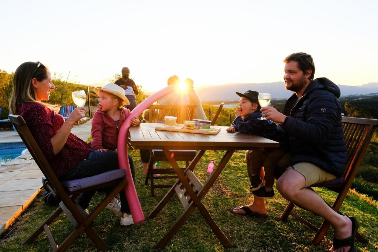 Big Sky Cottages Wolseley Bagian luar foto
