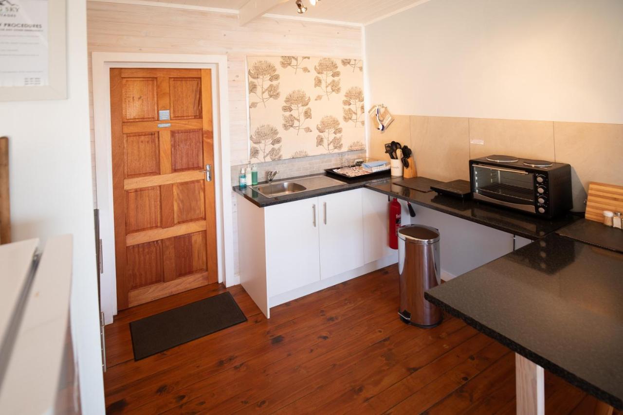 Big Sky Cottages Wolseley Bagian luar foto