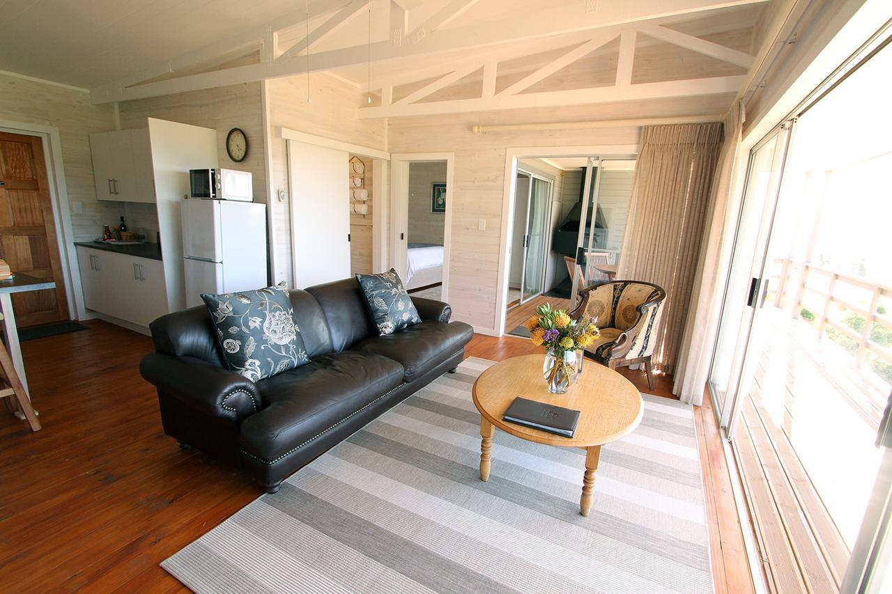 Big Sky Cottages Wolseley Bagian luar foto